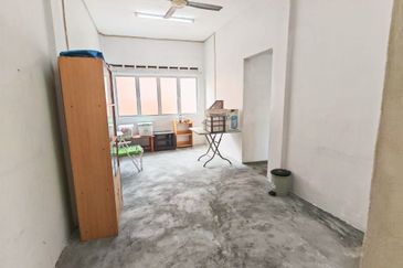 Taman Pulai Utama Flat