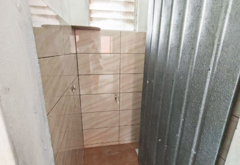 Taman Pulai Utama Flat