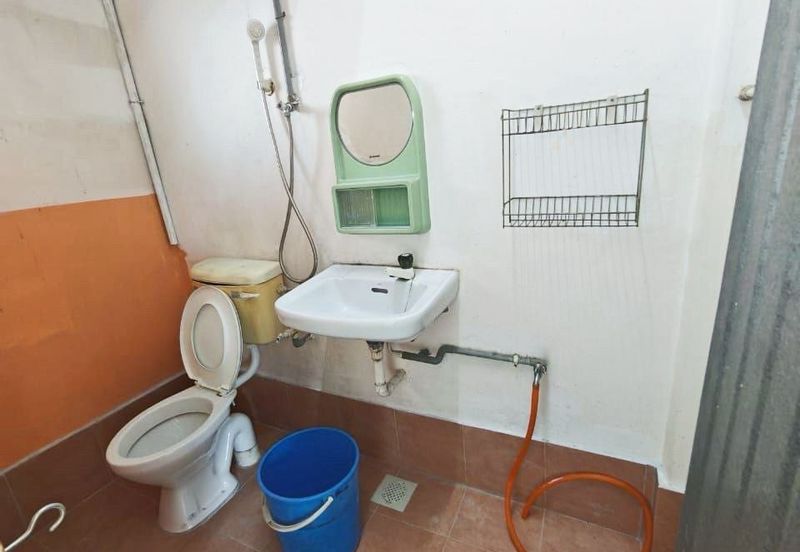 Taman Pulai Utama Flat