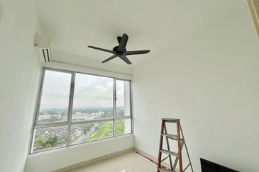 Dedaun Hijau (Greenfield Regency)