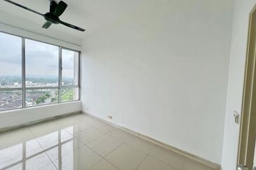 Dedaun Hijau (Greenfield Regency)