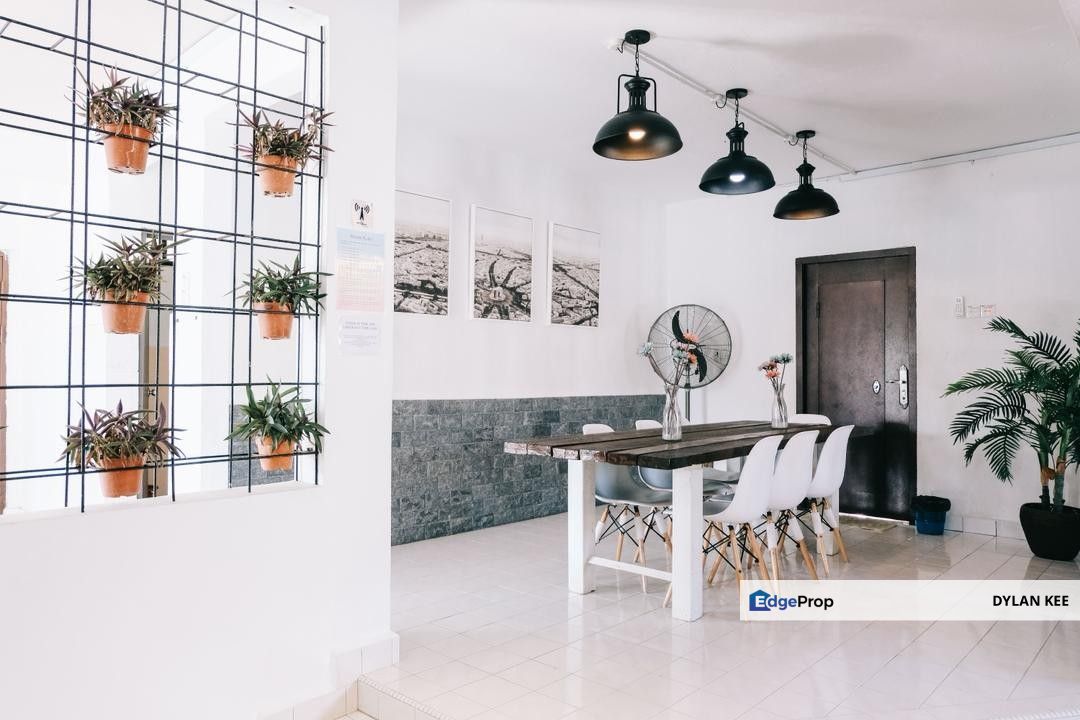 Taman Bukit Kempas Double Storey Villa Bungalow Fully Furnished Fully Renovated, Johor, Johor Bahru