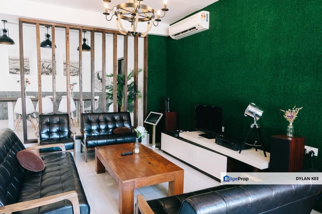 Taman Bukit Kempas Double Storey Villa Bungalow Fully Furnished Fully Renovated, Johor, Johor Bahru