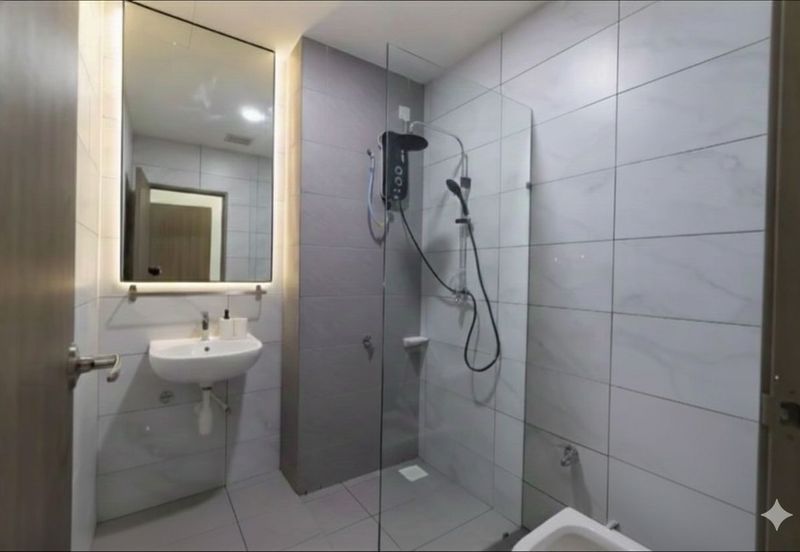 SKS Habitat Apartment, Larkin