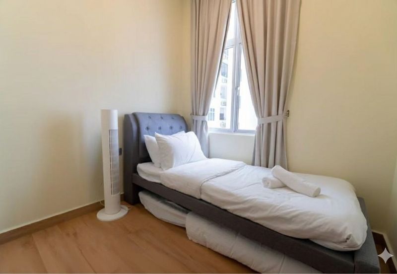 SKS Habitat Apartment, Larkin