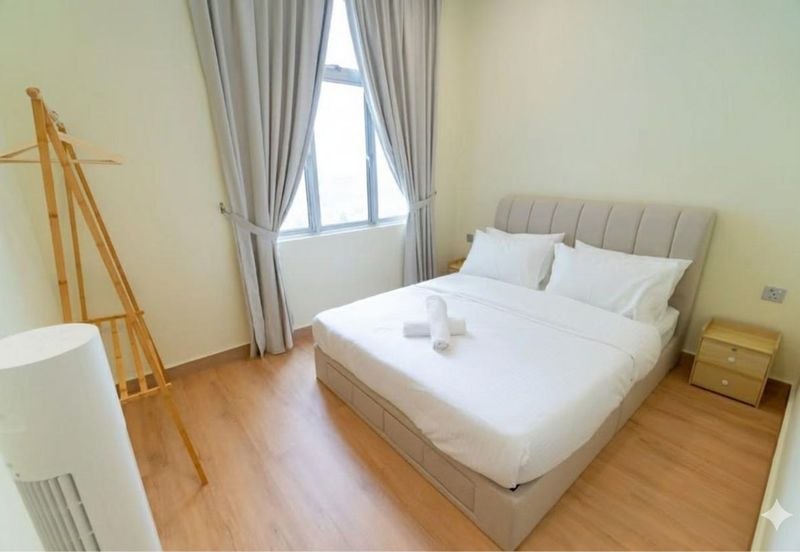 SKS Habitat Apartment, Larkin