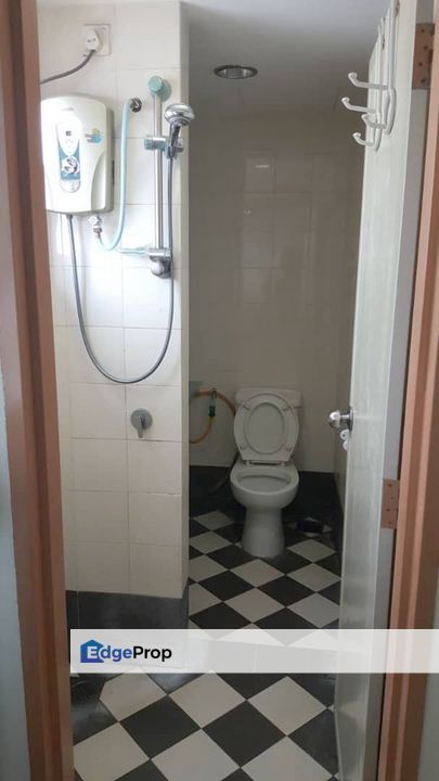 Embassy Suites / Duta Impian @ Taman Abad @ Good Condition, Johor, Johor Bahru