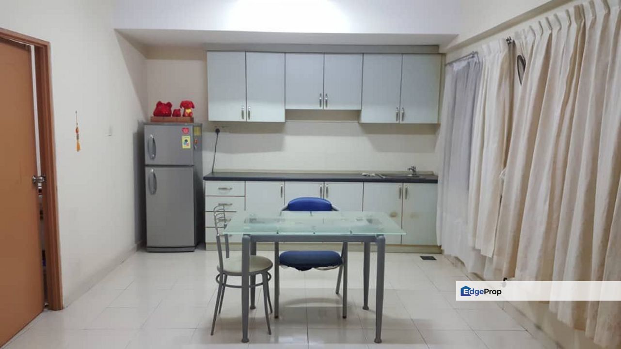 Embassy Suites / Duta Impian @ Taman Abad @ Good Condition, Johor, Johor Bahru