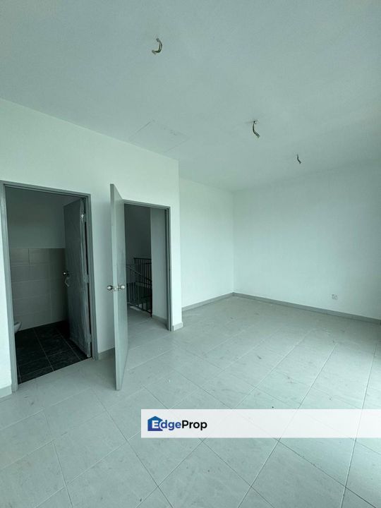 Pulai Mutiara @ Kangkar Pulai @ Double Storey Terrace House @ Partial Furnished @ For Rent, Johor, Kangkar Pulai