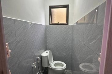 Taman Flora Heights Flat