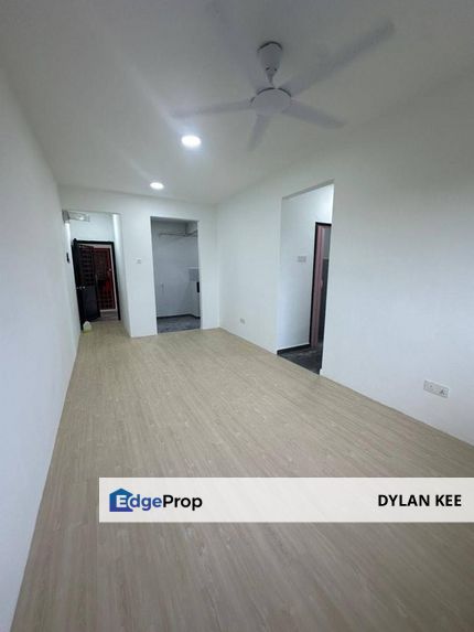 Taman Flora Heights Flat, Pasir Gudang 3 Bedrooms Renovated Unit, Johor, Pasir Gudang