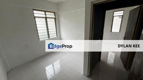 Taman Daya Jalan Enau 16 Low Cost Flat , Johor, Johor Bahru