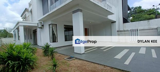 Taman Desa Tebrau Three Storey Semi-D House Partially Furnished, Johor, Johor Bahru