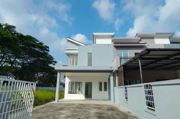 Setia Tropika Double Storey Terrace House Corner Unit