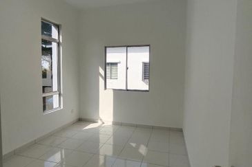 Setia Tropika Double Storey Terrace House Corner Unit