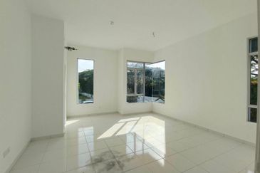 Setia Tropika Double Storey Terrace House Corner Unit