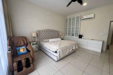 Horizon Hills The Woodlands Double Storey Superlink House Fully Renovated