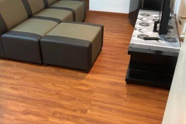 Dedaun Hijau (Greenfield Regency)