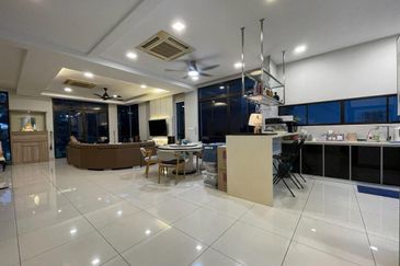 The Golf East Precint Horizon Hills Golf View 2.5-Storey Semi D House