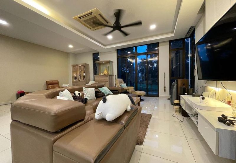 The Golf East Precint Horizon Hills Golf View 2.5-Storey Semi D House