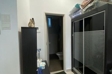 D Rich Executive Suites