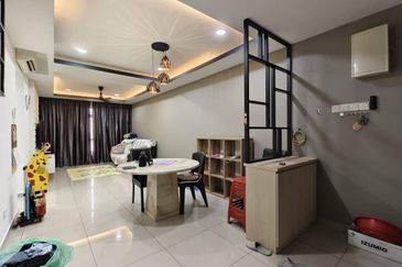 Midas Perling Apartment