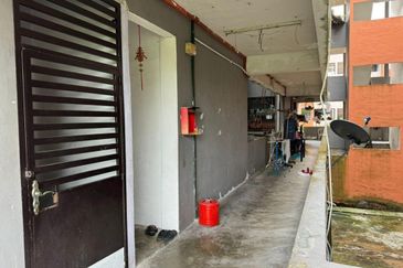 Taman Pulai Utama Flat