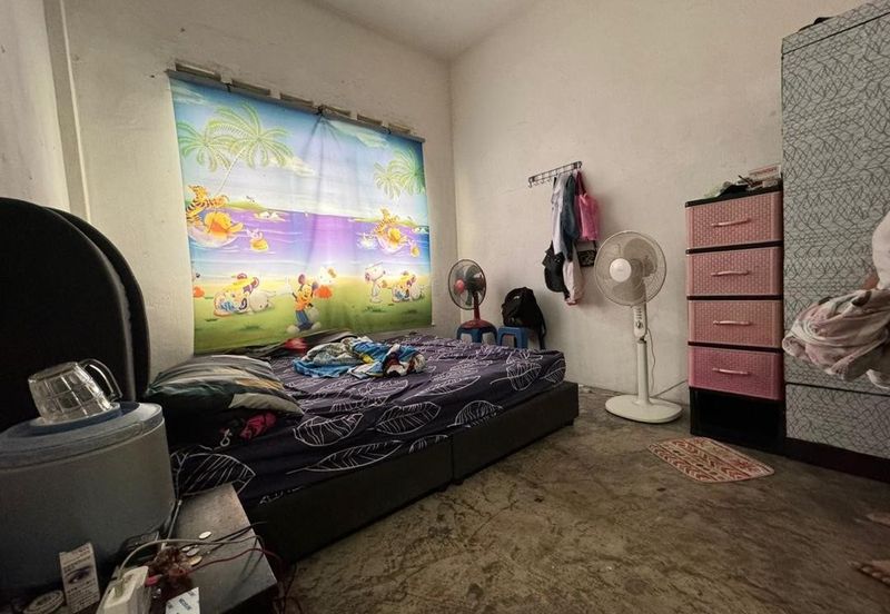 Taman Pulai Utama Flat