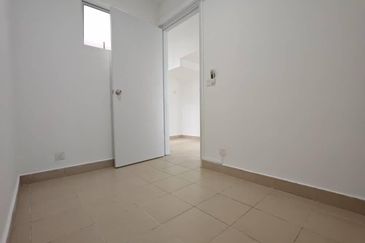 Dedaun Hijau (Greenfield Regency)