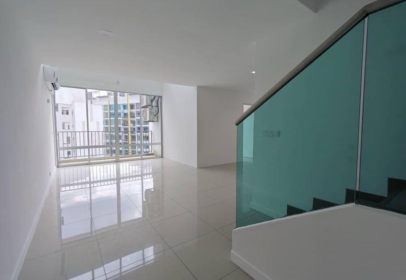 Dedaun Hijau (Greenfield Regency)