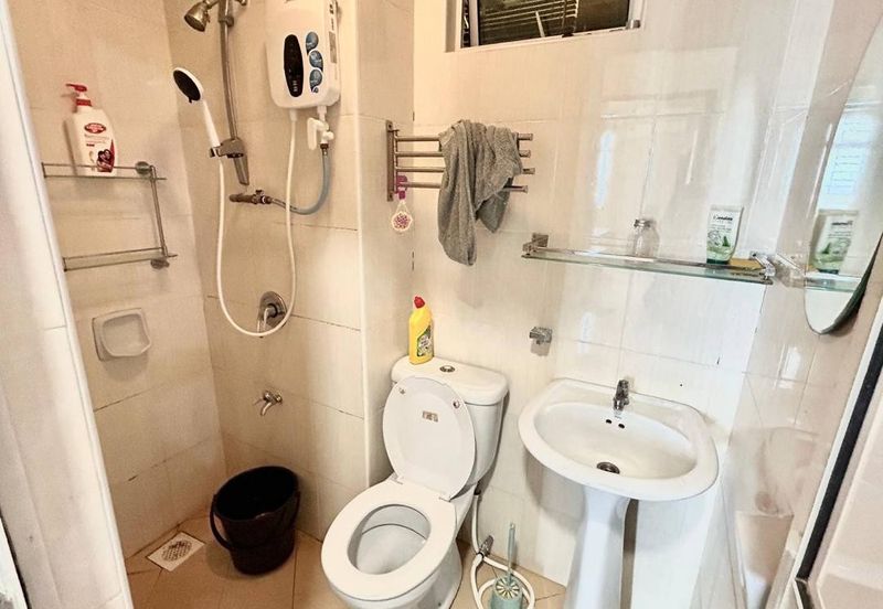 Sri Samudera Seaview Residence Suites