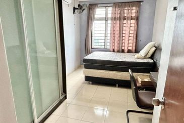 Sri Samudera Seaview Residence Suites