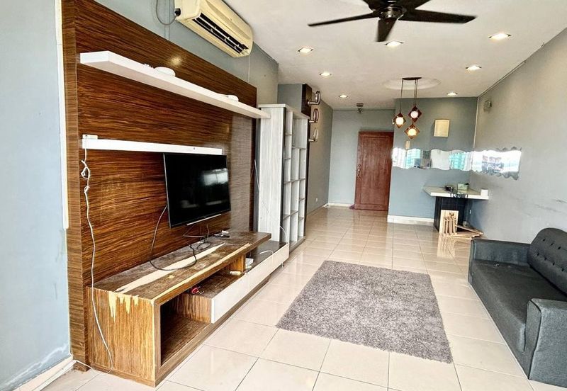 Sri Samudera Seaview Residence Suites