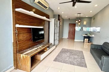 Sri Samudera Seaview Residence Suites