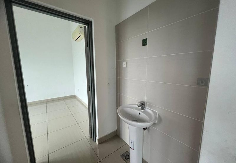 MANHATTAN @ Austin Heights