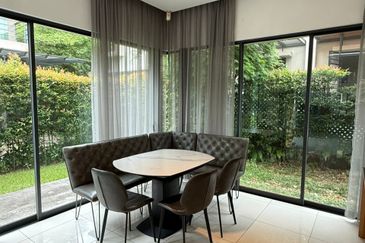 Bayou Creek, Leisure Farm