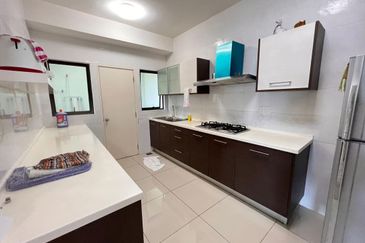 Ujana Executive Apartment