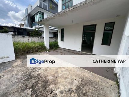 Taman Mutiara Emas, Skudai Johor Three Storey Cluster House for Sale, Johor, Skudai