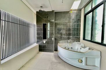 Taman Nusa Duta 3 Double Storey Semi-D House for Sale