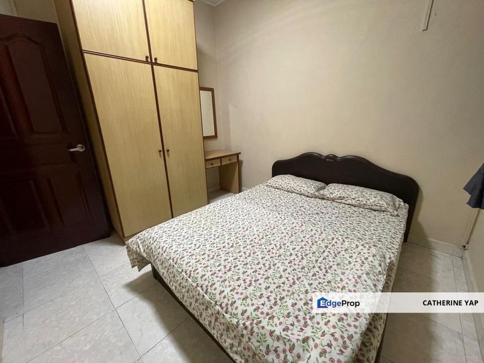 Taman Bukit Tiram, Double Storey Bungalow for Sale, Johor, Ulu Tiram