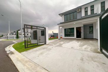 Desa Palma, Nasa City