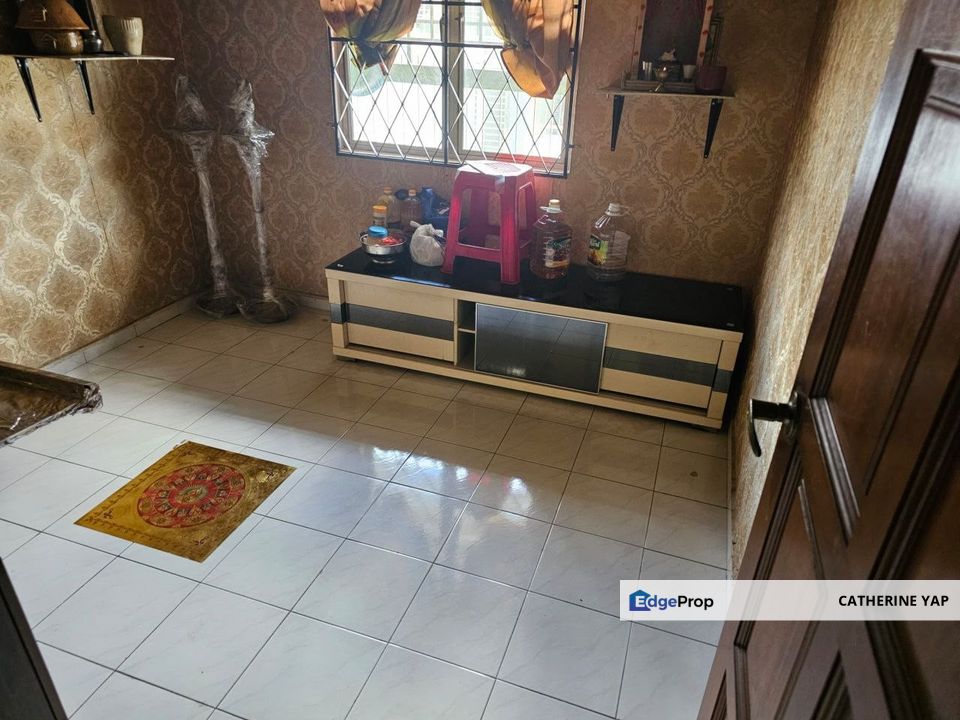 Taman Senai Utama, Single Storey Terraced House for Sale, Johor, Senai