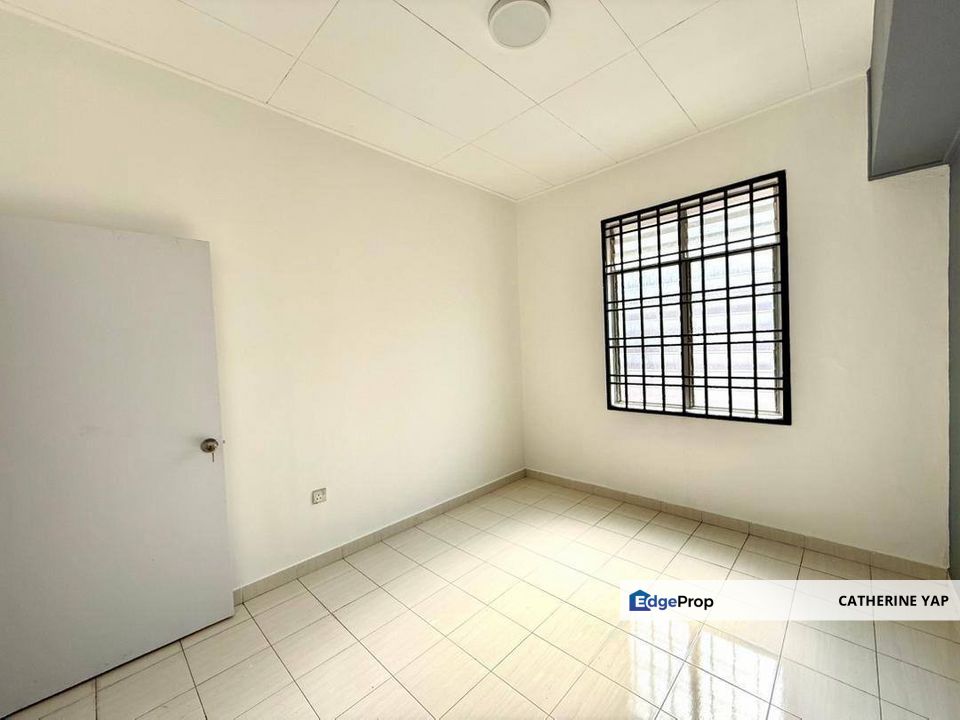 Taman Bukit Dahlia, Double Storey Terraced House for Sale, Johor, Pasir Gudang