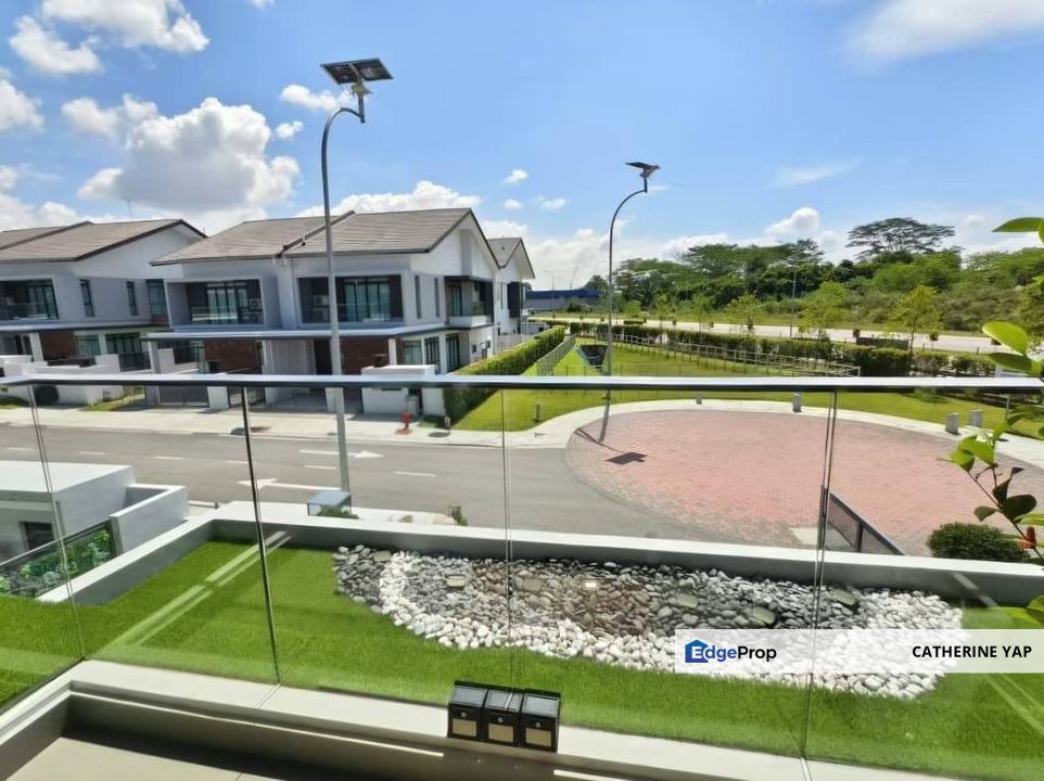 Laman Hijauan Aspira, Double Storey Cluster House for Sale, Johor, Gelang Patah