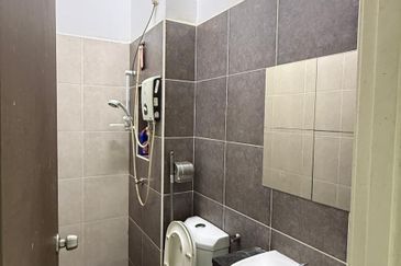 Austin Residence @Taman Mount Austin