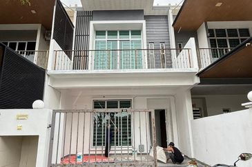 Austin Residence @Taman Mount Austin