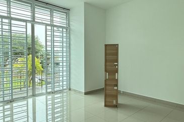 Austin Residence @Taman Mount Austin