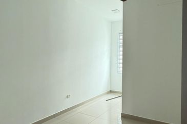 Austin Residence @Taman Mount Austin