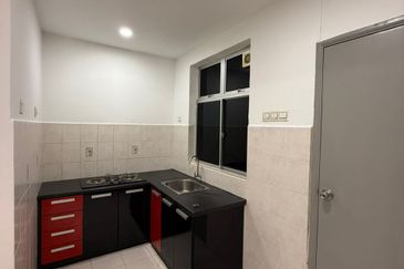 Villa Krystal, Bandar Selesa Jaya