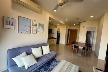 D\'Pristine @ Medini